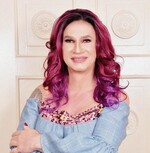 Foto de primer plano de Brigitte Baptiste
